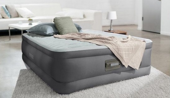Luchtbed als bed